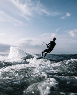 Co to znaczy kitesurfing? Co to znaczy kitesurfing?