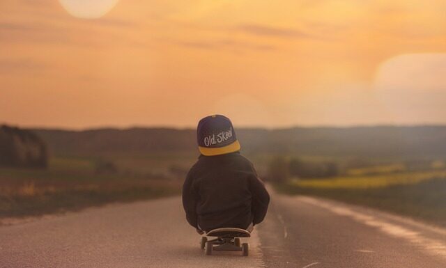 Jak nauczyć się jeździć na deskorolce? Jak nauczyć się jeździć na deskorolce?